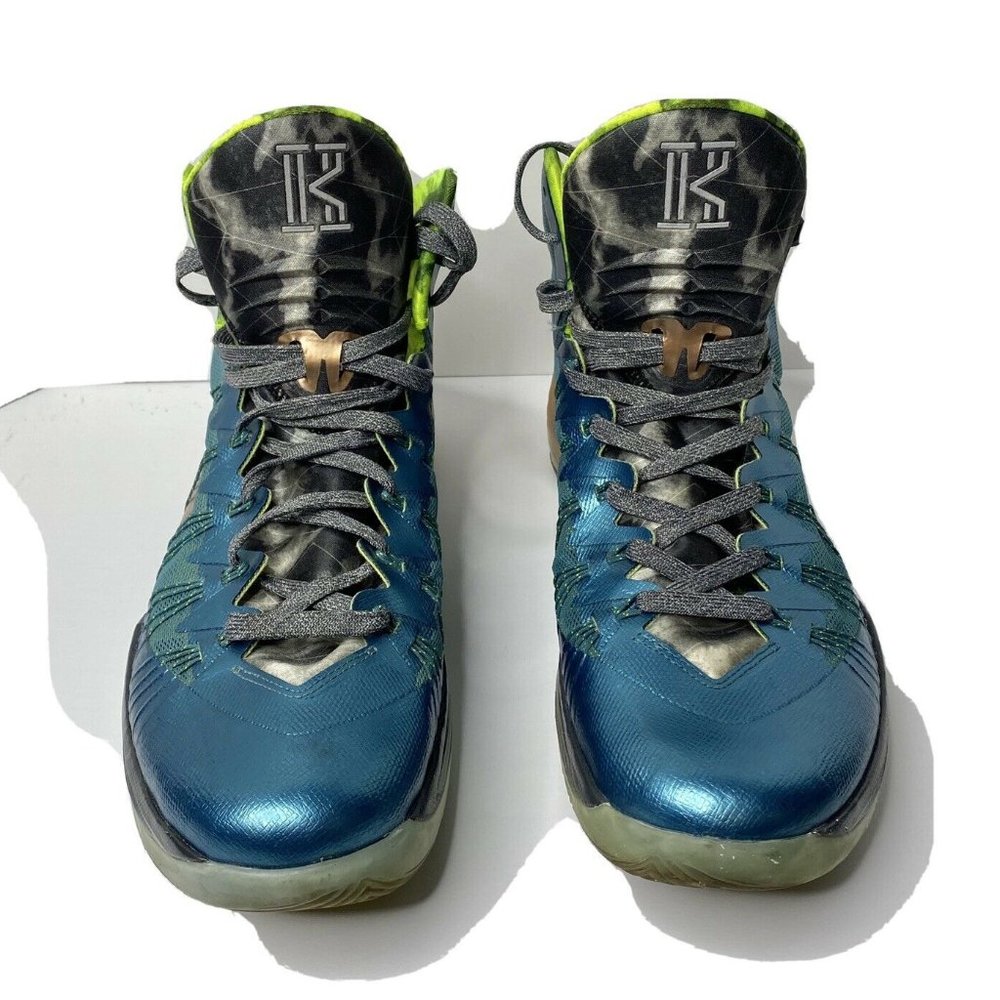 Nike Hyperdunk 2013 "Kyrie Irving Australia"